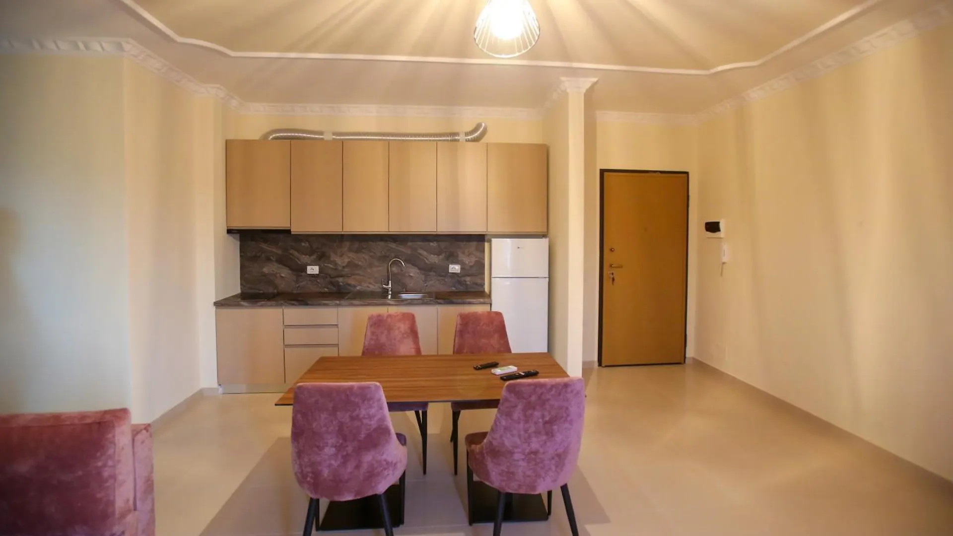 Oasis Residence Vlorë Albánie